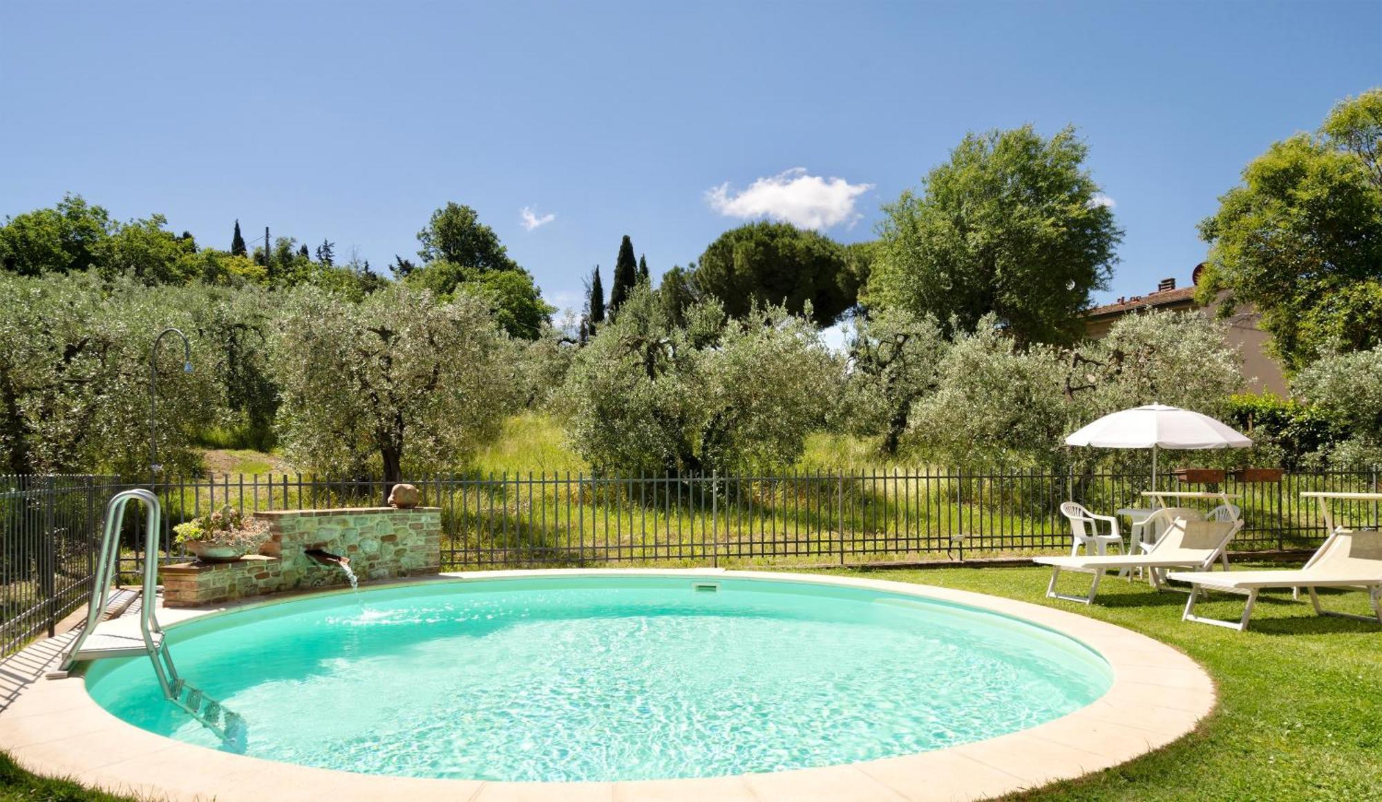 Casa Vacanze Con Piscina A San Gimignano Aparthotel Bagian luar foto