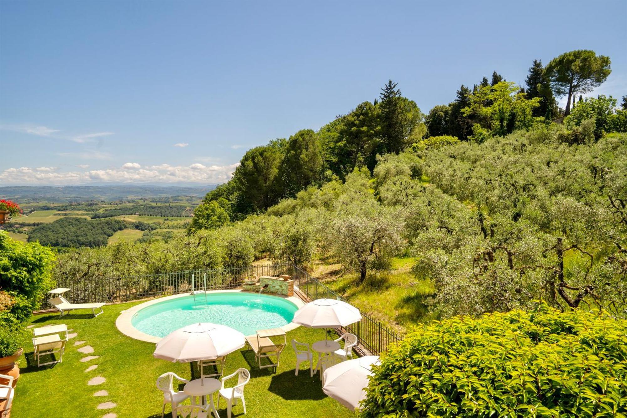 Casa Vacanze Con Piscina A San Gimignano Aparthotel Bagian luar foto